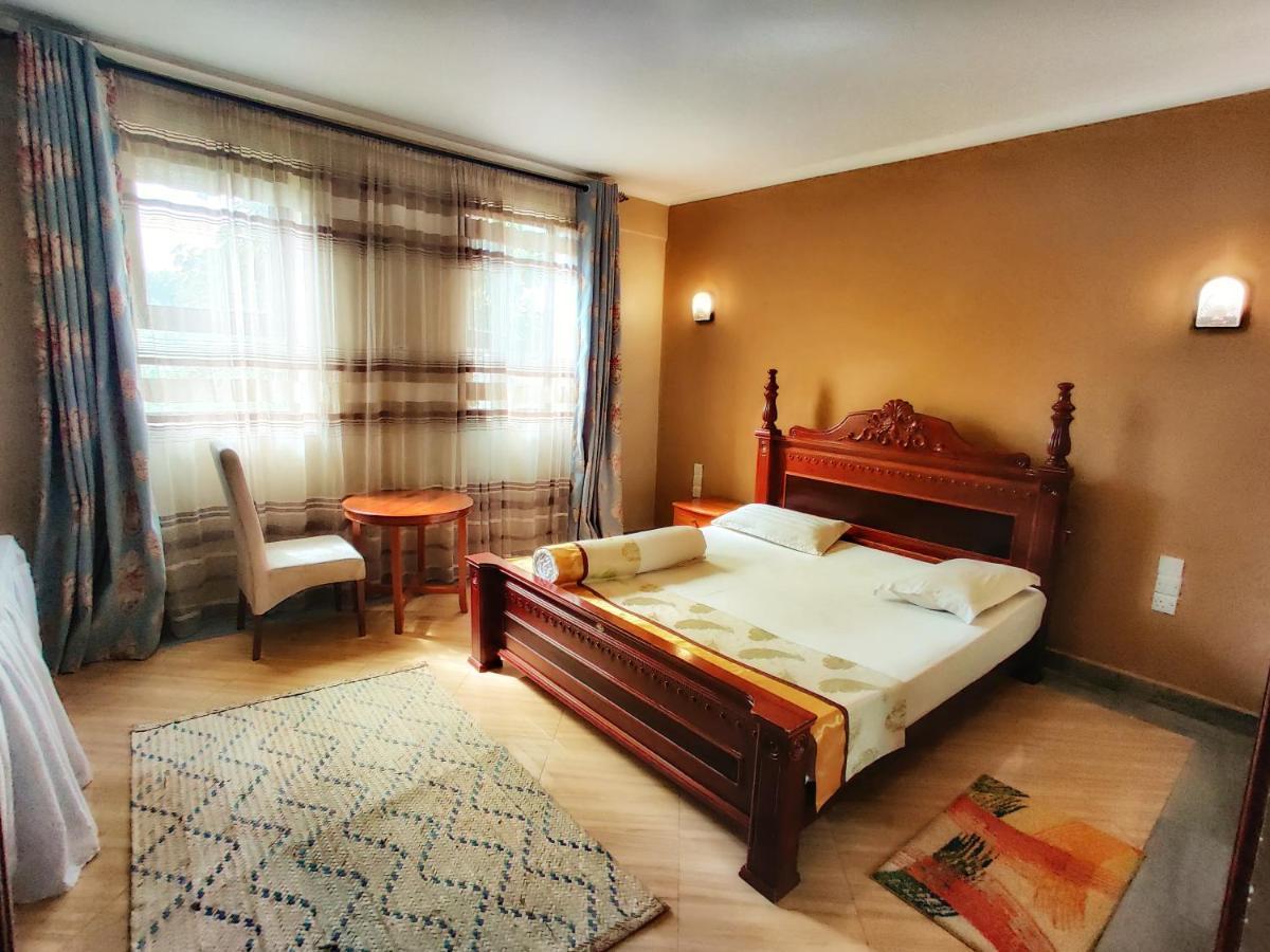 Lush Garden Hotel Аруша Екстер'єр фото